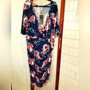 NWT Bright rose print dress with faux wrap top and ruched/shirred skirt Size 5XL